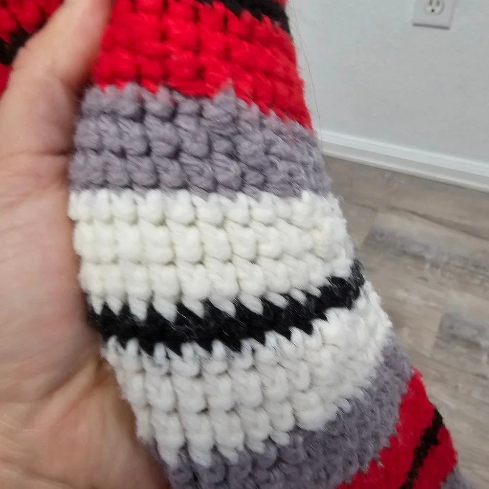 Handmade Crochet Throw Blanket Red Grey White Black Geometric Fringe 67x57‎